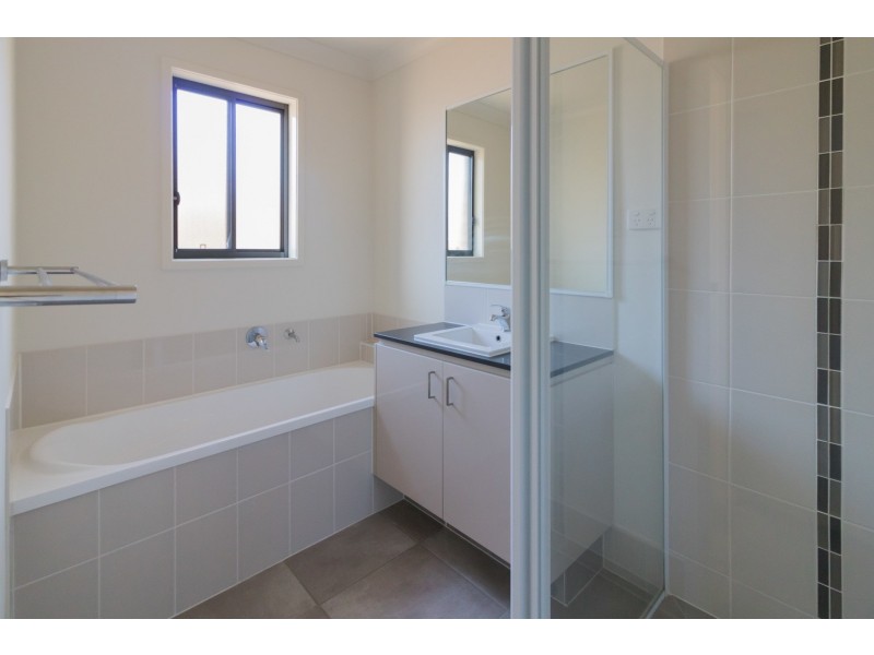 20 Fountain Street, Pimpama QLD 4209