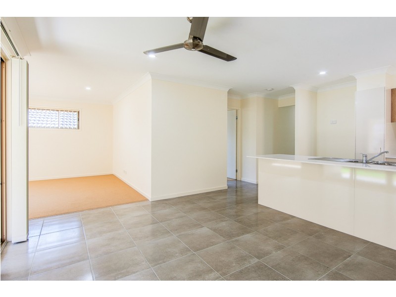 14 Hazel Street, Pimpama QLD 4209