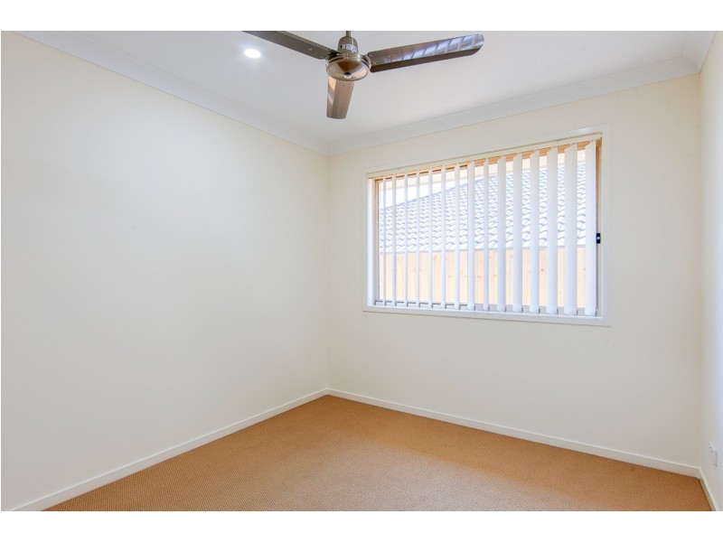 14 Hazel Street, Pimpama QLD 4209