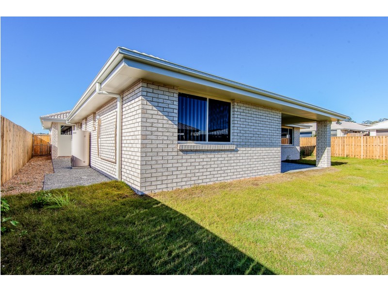 15 Chapman Street, Pimpama QLD 4209