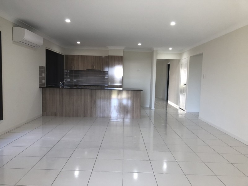 46 Dysart Drive, Holmview QLD 4207