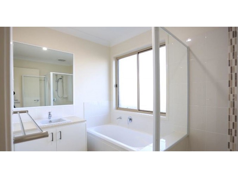 24 Greenwich Avenue, Pimpama QLD 4209