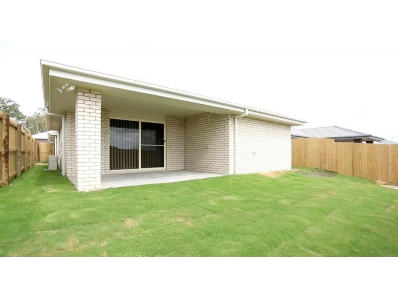 52 Greenwich Avenue, Pimpama QLD 4209