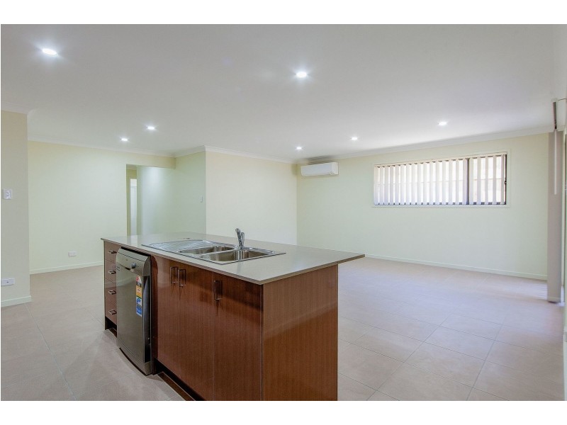 4 Dysart Drive, Holmview QLD 4207