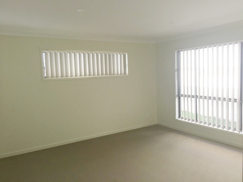 3 Zhang Street, Holmview QLD 4207