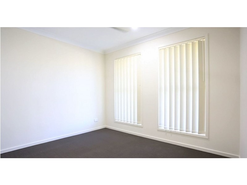 73 Fountain Street, Pimpama QLD 4209