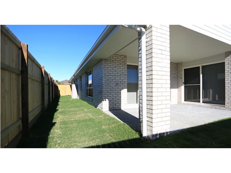 73 Fountain Street, Pimpama QLD 4209