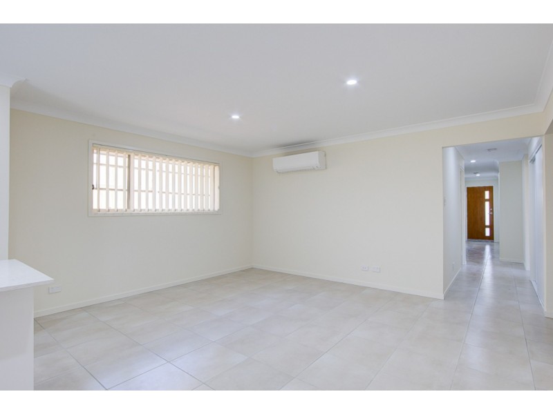 7 Dysart Drive, Holmview QLD 4207