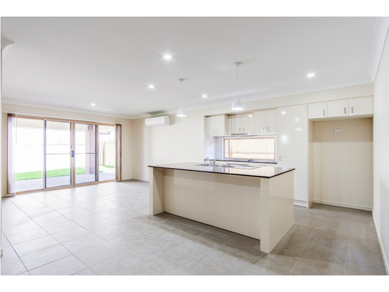 10 Innsbruck Way, Bahrs Scrub QLD 4207