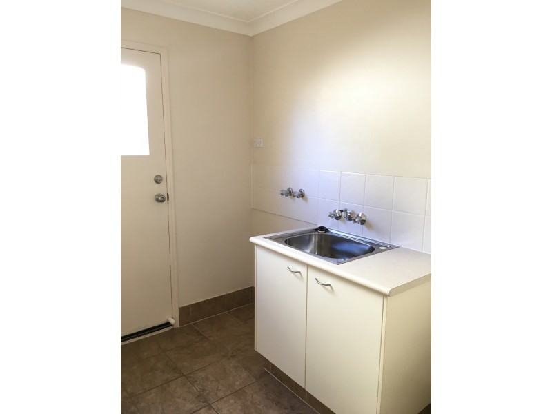 86 Tee Trees Boulevard, Arundel QLD 4214