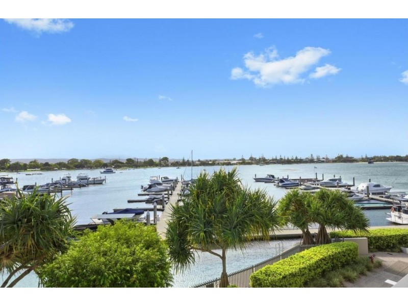 7506/2 Ephraim Island, Paradise Point QLD 4216