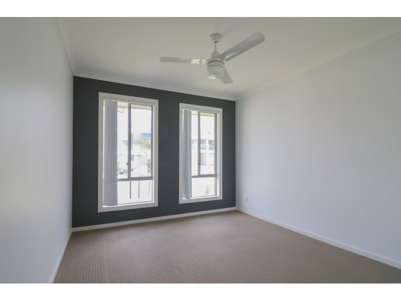 1 William Boulevard, Pimpama QLD 4209