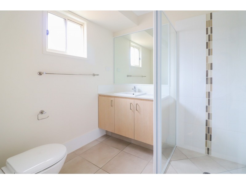 73 Woodrose Circuit, Pimpama QLD 4209