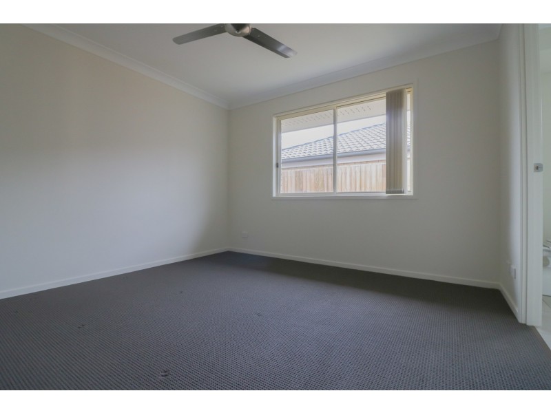73 Woodrose Circuit, Pimpama QLD 4209