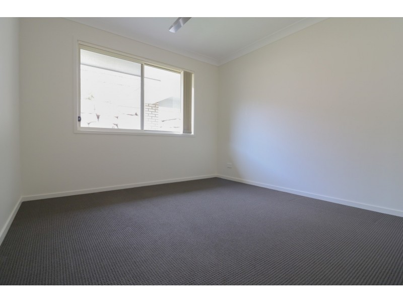 73 Woodrose Circuit, Pimpama QLD 4209