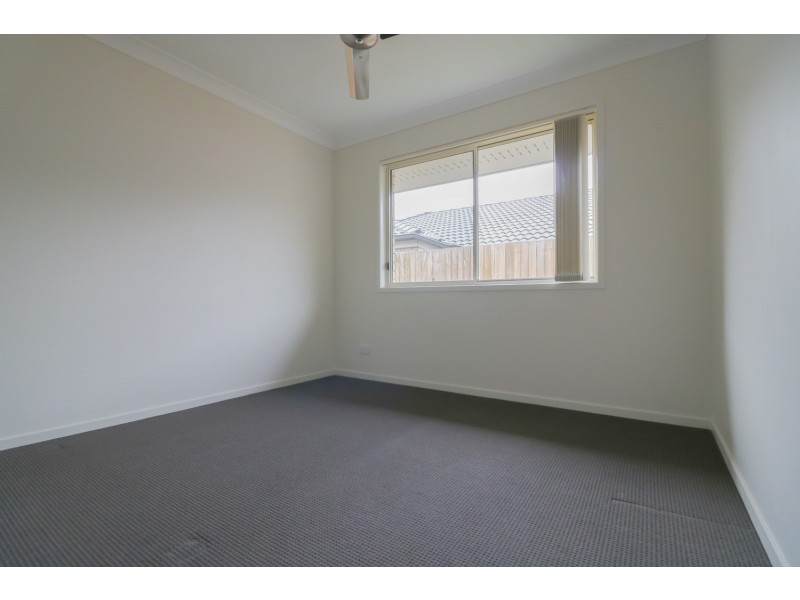 73 Woodrose Circuit, Pimpama QLD 4209