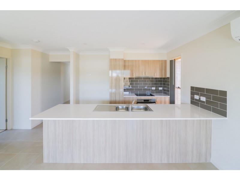 79 Fountain Street, Pimpama QLD 4209