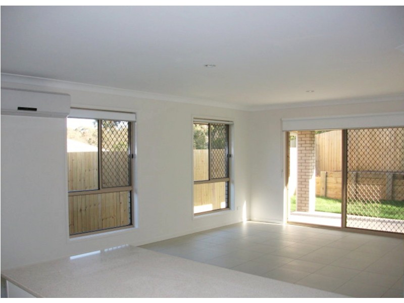 39 Winchester Crescent, Willow Vale QLD 4209