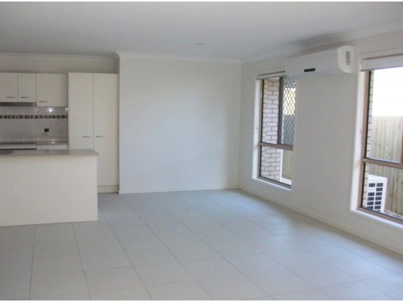 39 Winchester Crescent, Willow Vale QLD 4209