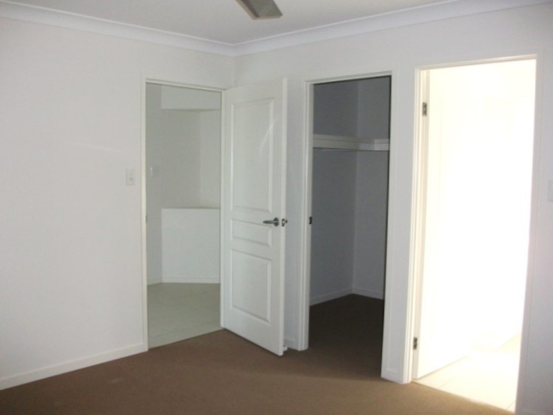 39 Winchester Crescent, Willow Vale QLD 4209