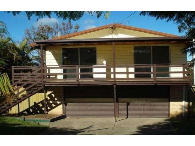 354 Government Road, Labrador QLD 4215