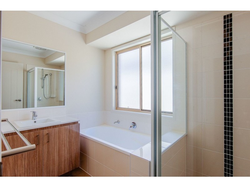 12 Dysart Drive, Holmview QLD 4207