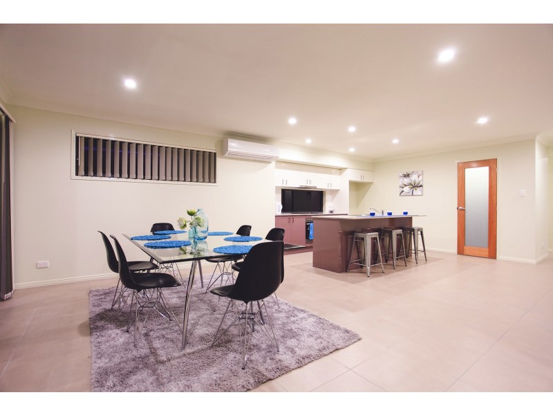 23 Milbrook Crescent, Pimpama QLD 4209