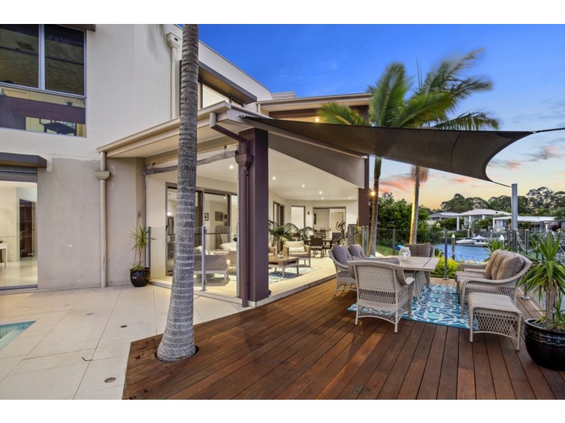 12 North Quay Drive, Biggera Waters QLD 4216