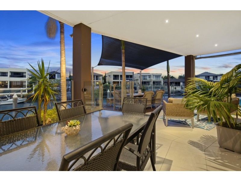12 North Quay Drive, Biggera Waters QLD 4216