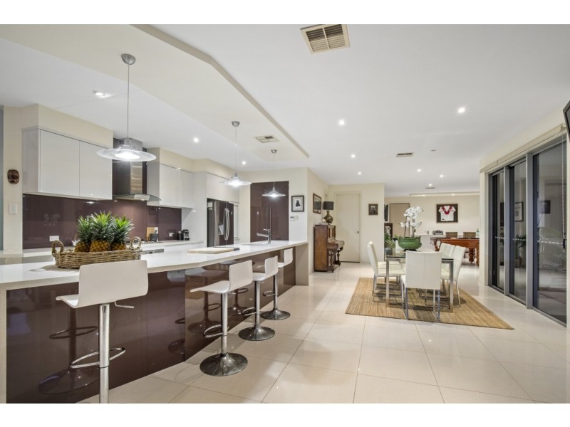 12 North Quay Drive, Biggera Waters QLD 4216