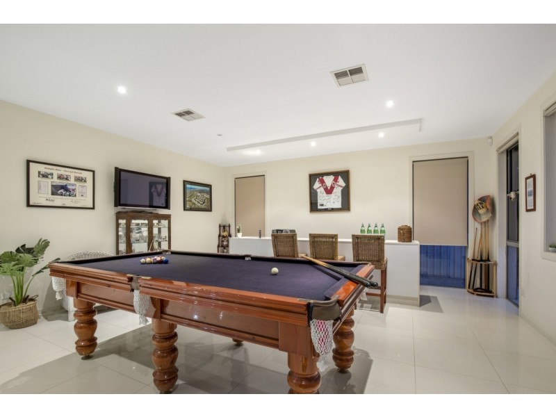12 North Quay Drive, Biggera Waters QLD 4216