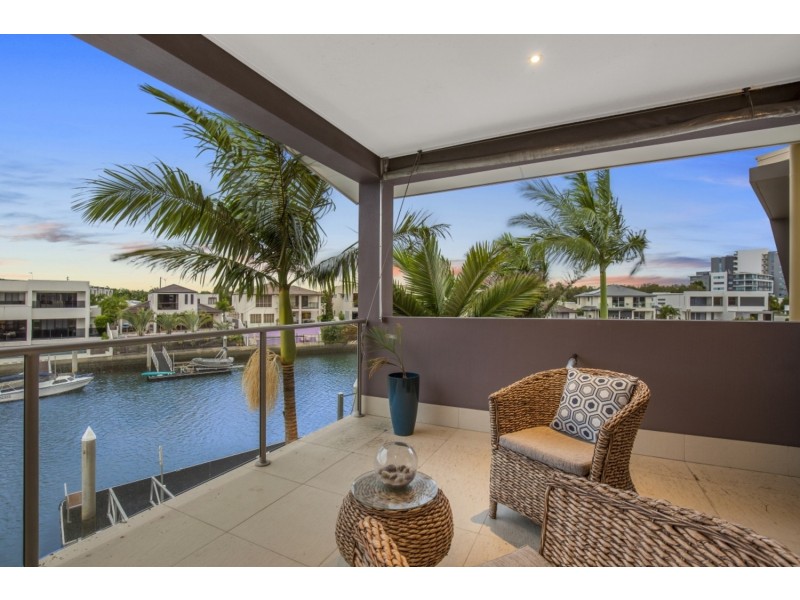 12 North Quay Drive, Biggera Waters QLD 4216