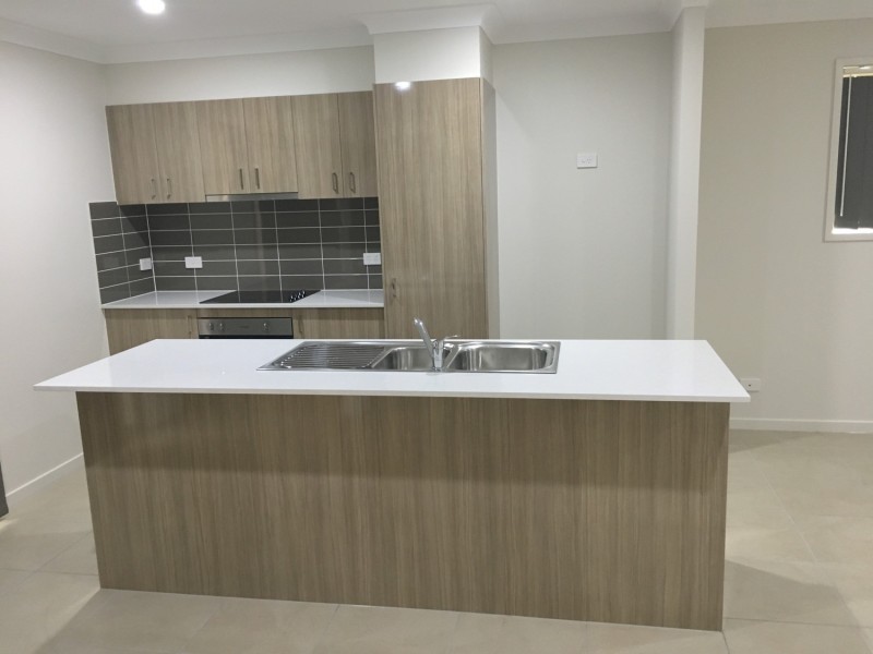 90A Dixon Drive, Pimpama QLD 4209