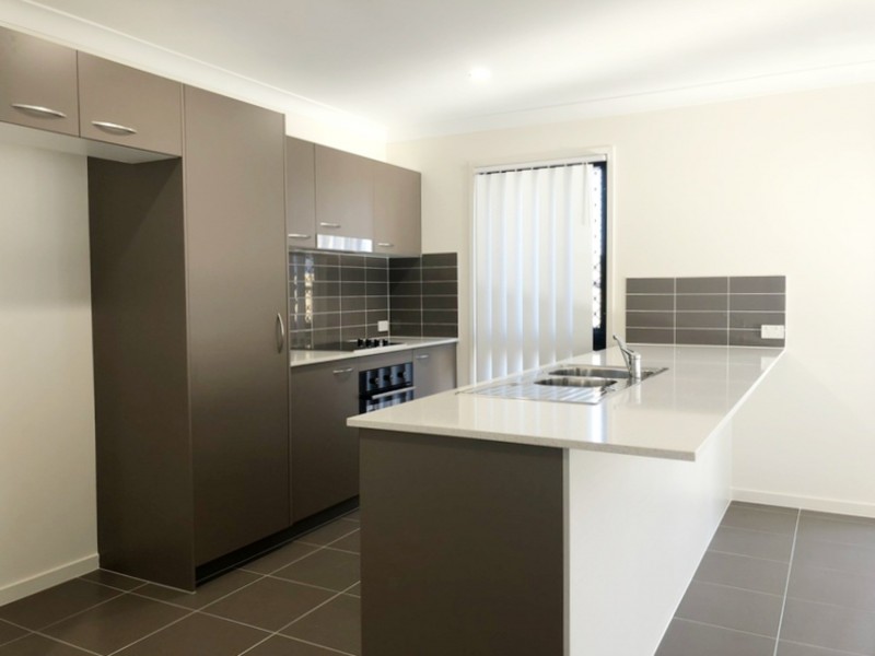 40 Dixon Drive, Pimpama QLD 4209