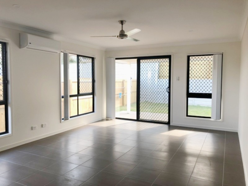 40 Dixon Drive, Pimpama QLD 4209