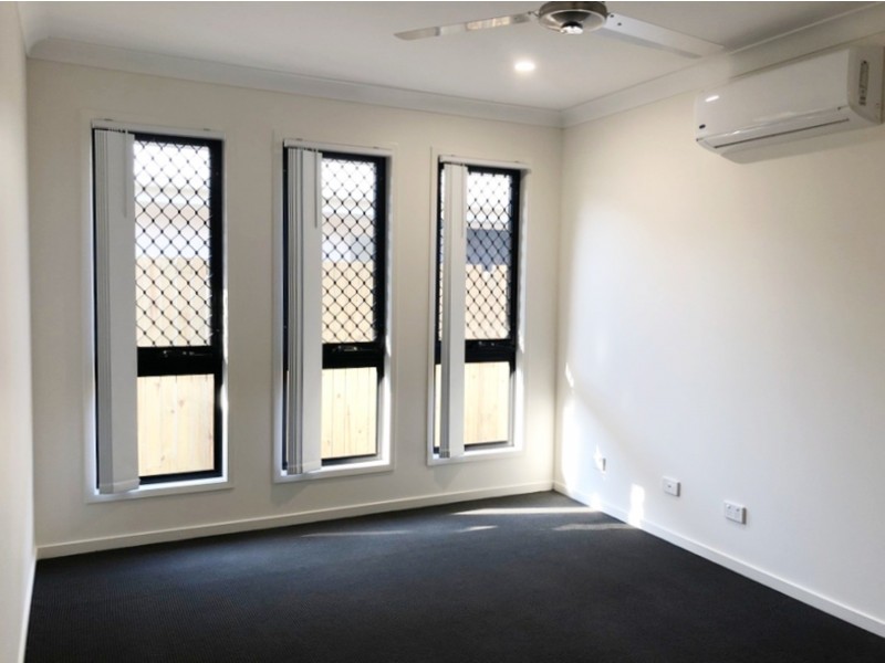 40 Dixon Drive, Pimpama QLD 4209