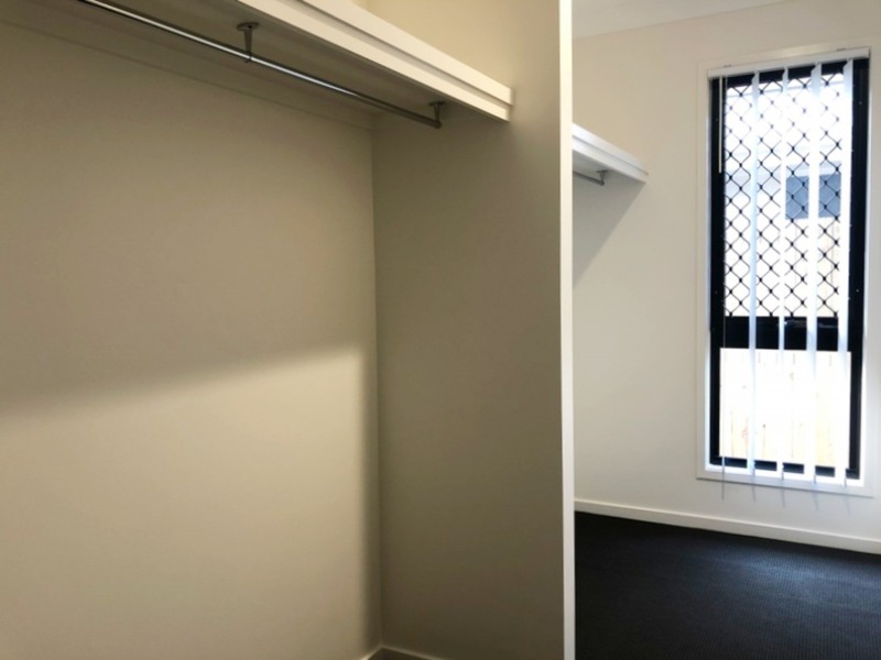 40 Dixon Drive, Pimpama QLD 4209