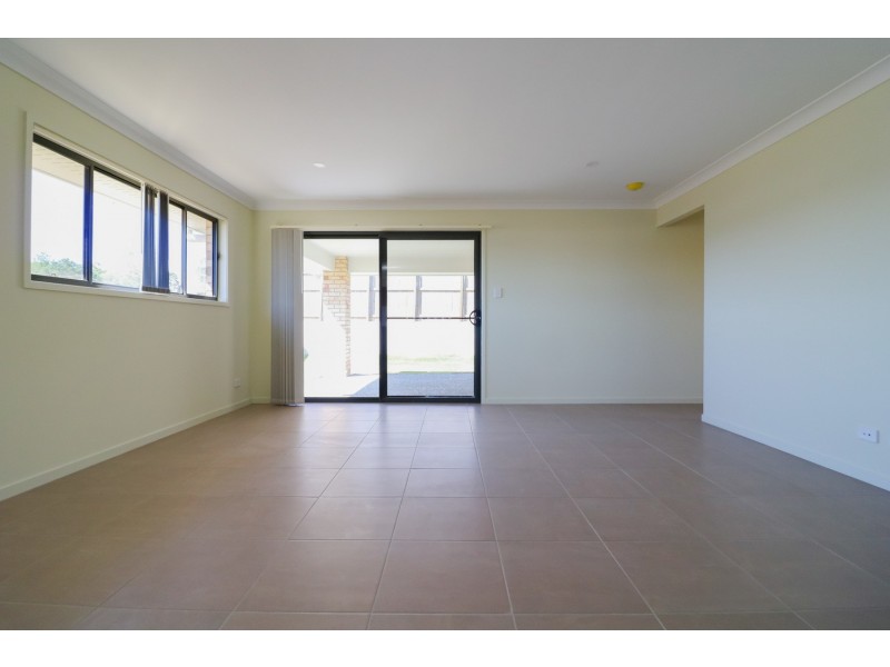 11 Steves Way, Coomera QLD 4209