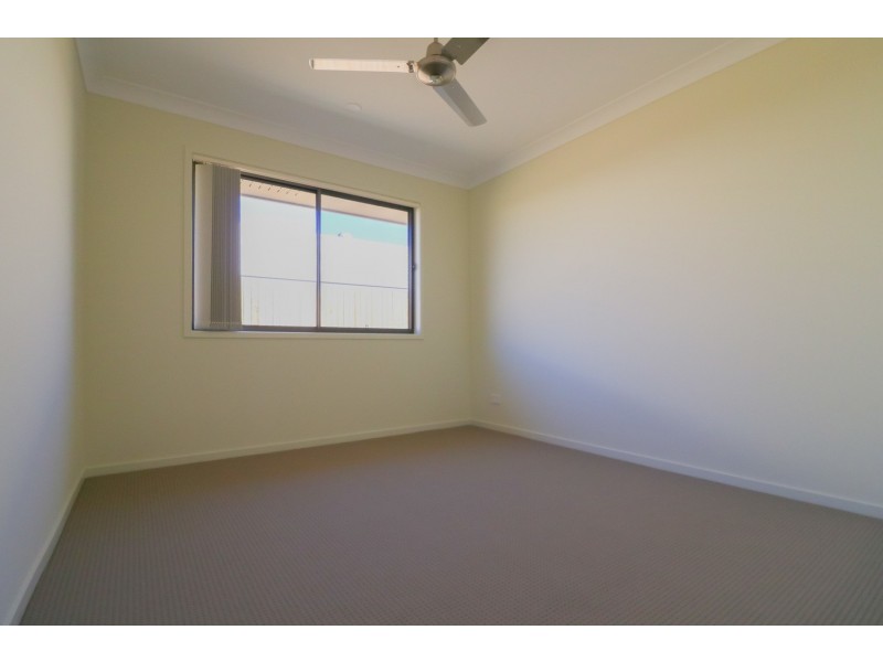 11 Steves Way, Coomera QLD 4209