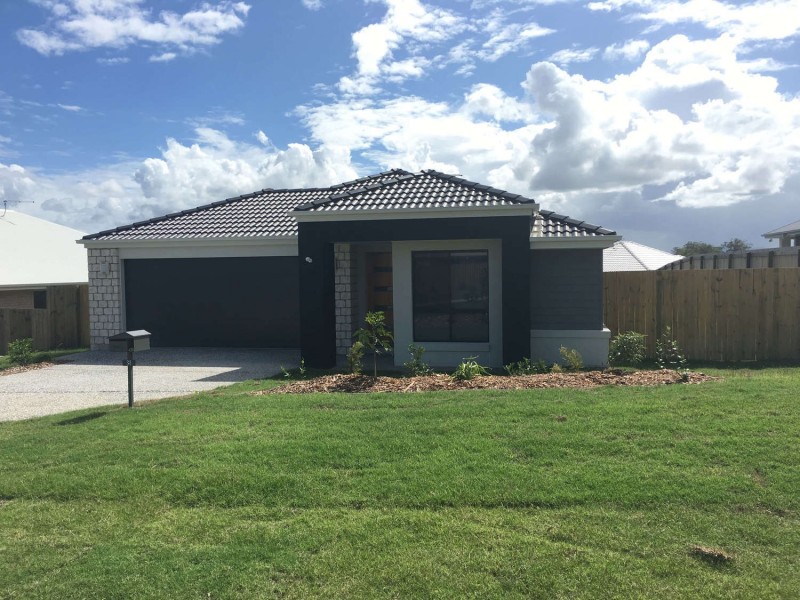 8 Tarryn Street, Gleneagle QLD 4285