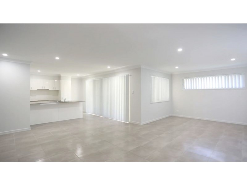 20 Hazel Street, Pimpama QLD 4209