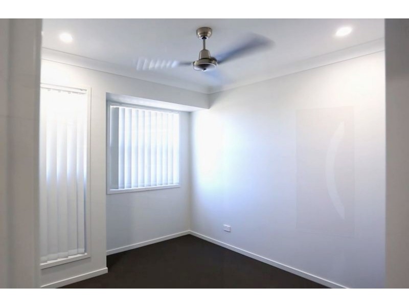 20 Hazel Street, Pimpama QLD 4209