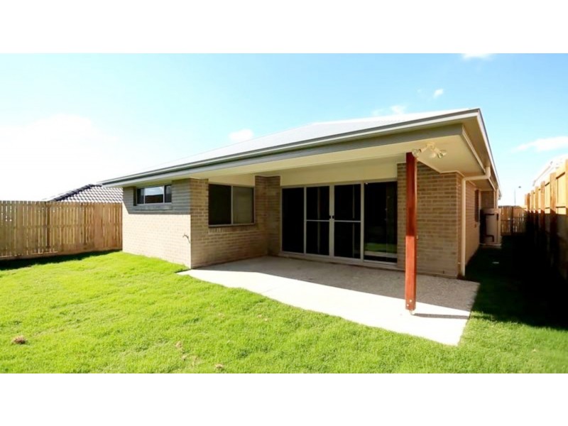 20 Hazel Street, Pimpama QLD 4209