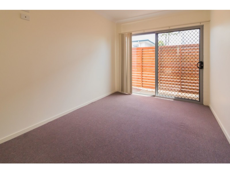 2/141 Johnston Street, Southport QLD 4215