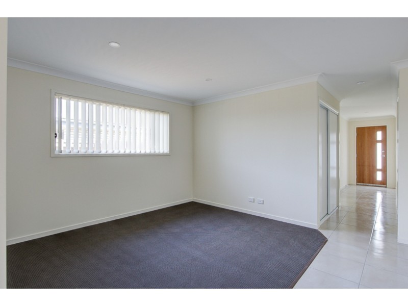 34 Rory Street, Logan Reserve QLD 4133