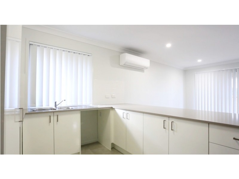 10 Benwerrin Street, Pimpama QLD 4209