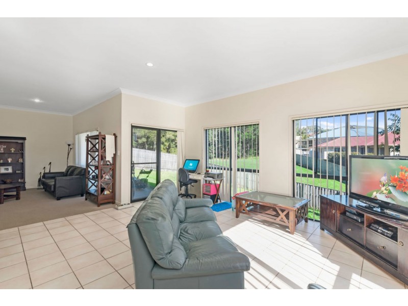 9 Laurina Court, Elanora QLD 4221