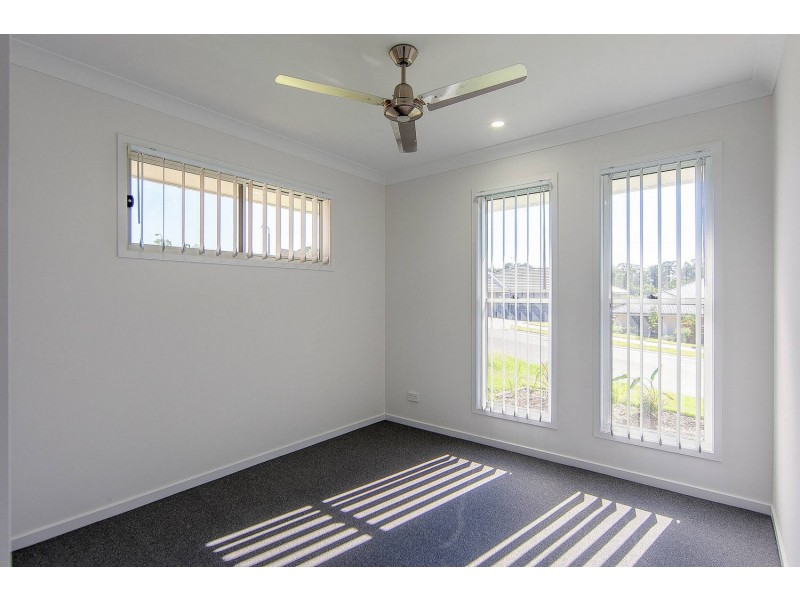 18 Clermont Street, Holmview QLD 4207
