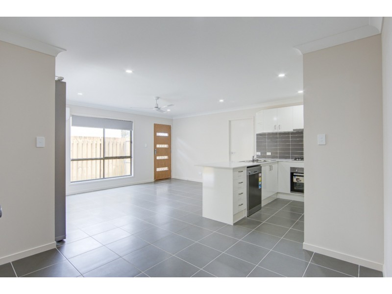 2/50 Rosella Street, Loganlea QLD 4131