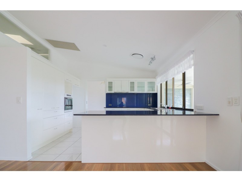 13 Zoeller Drive, Parkwood QLD 4214